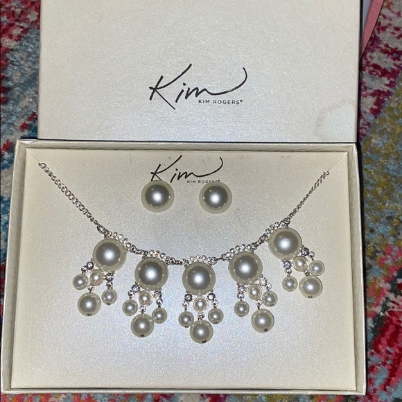 Kim Rogers Pearl Diamond Earring and Necklace Set - Picture 2 of 2